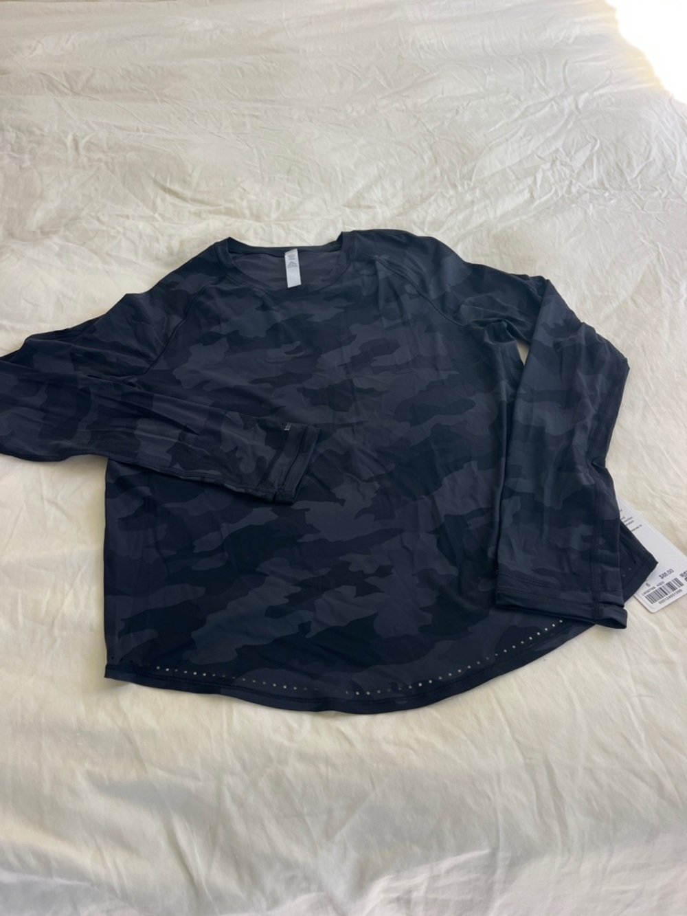 NWT Women’s Lululemon Long Sleeve Camo Performance Shirt - Black